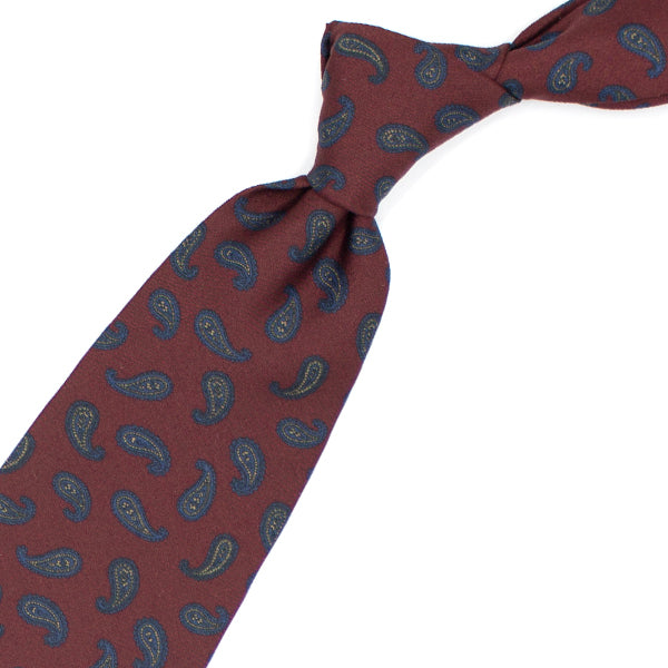 Cravatta bordeaux con paisley blu