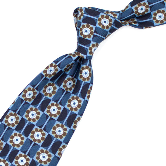 Cravatta azzurra con fiori marroni