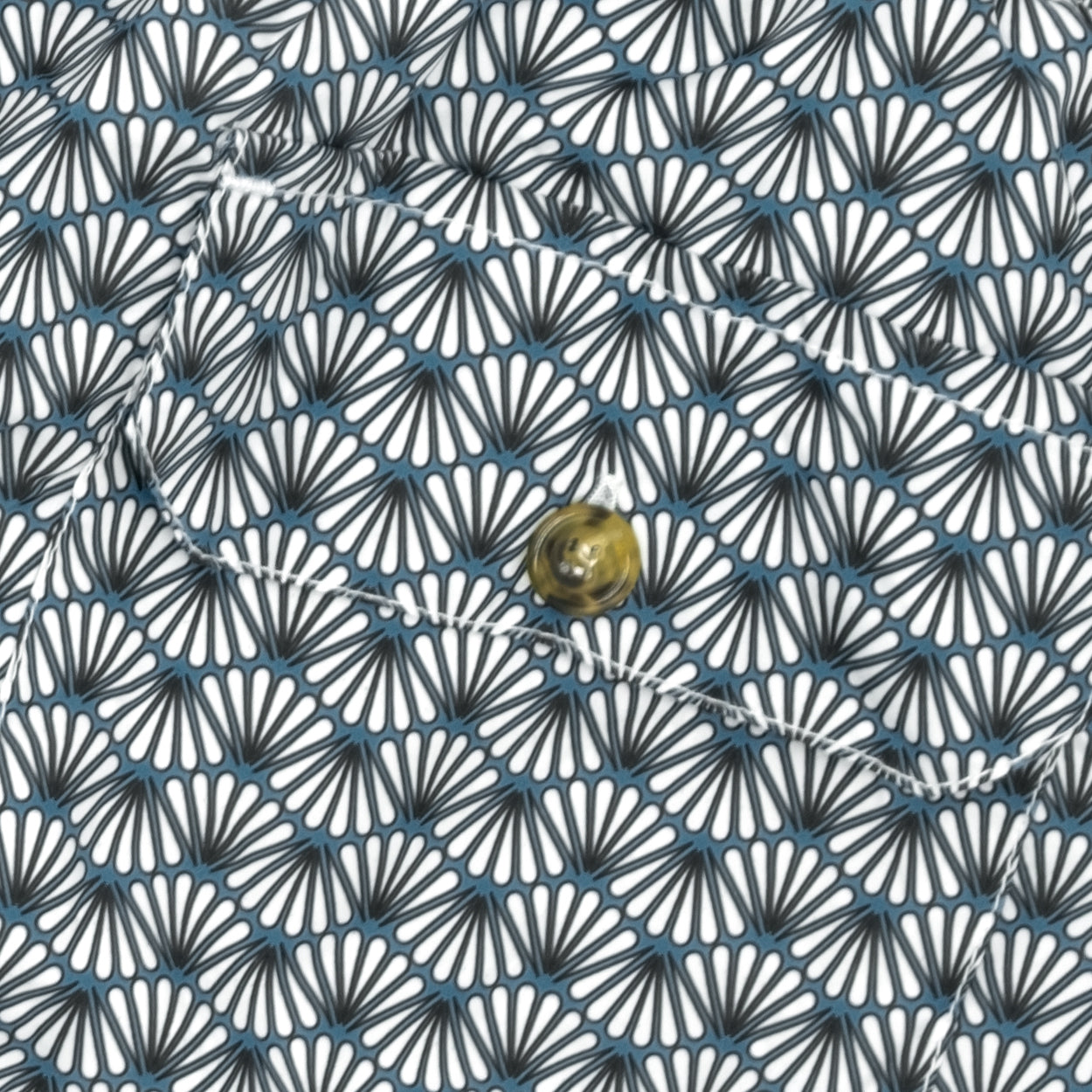 Costume con pattern ventagli bianco e blu