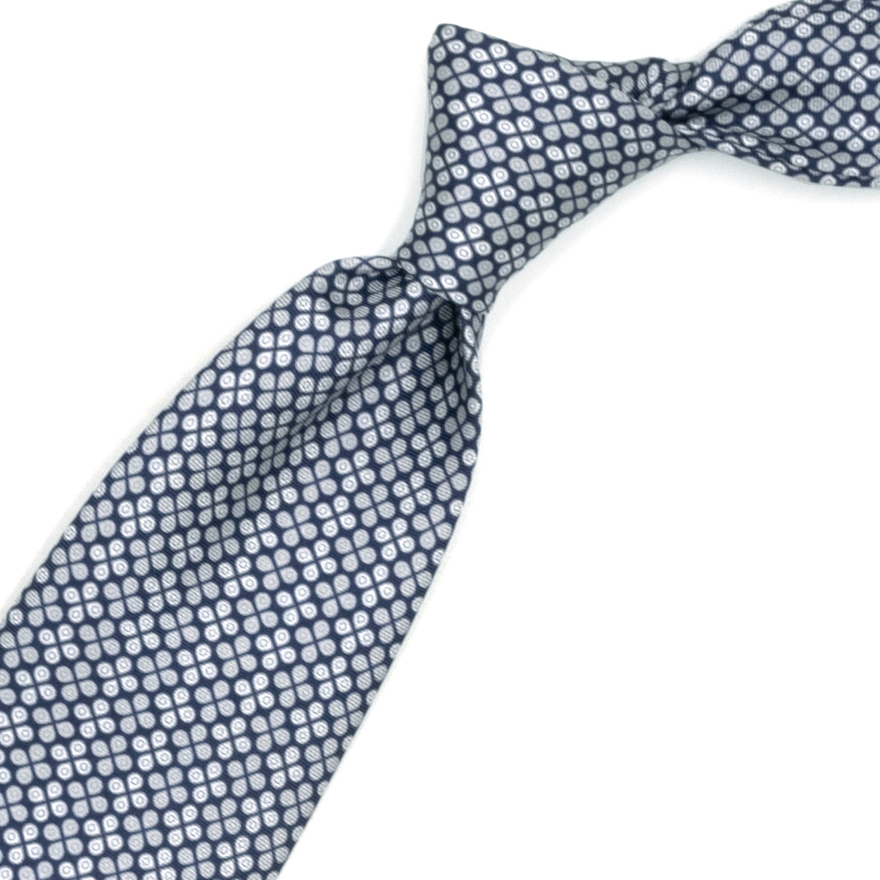 Cravatta blu con fiori bianchi