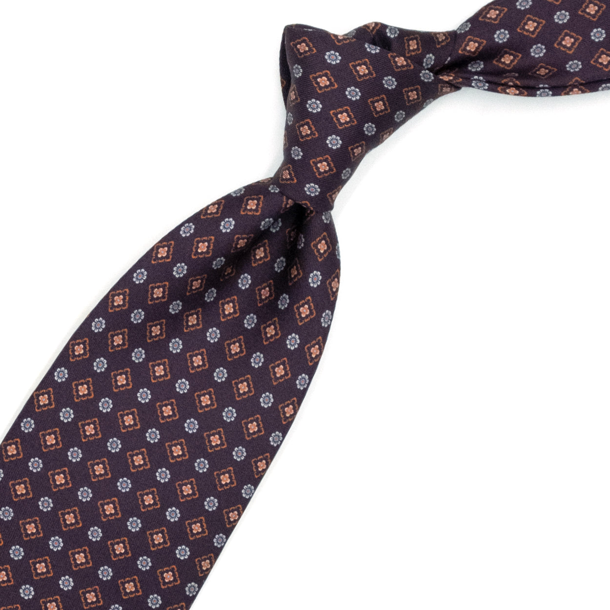 Cravatta vinaccia con fiorellini bianchi e arancioni