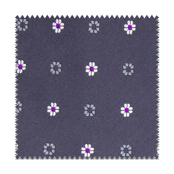 Tessuto grigio con fiorellini bianchi, grigi e viola