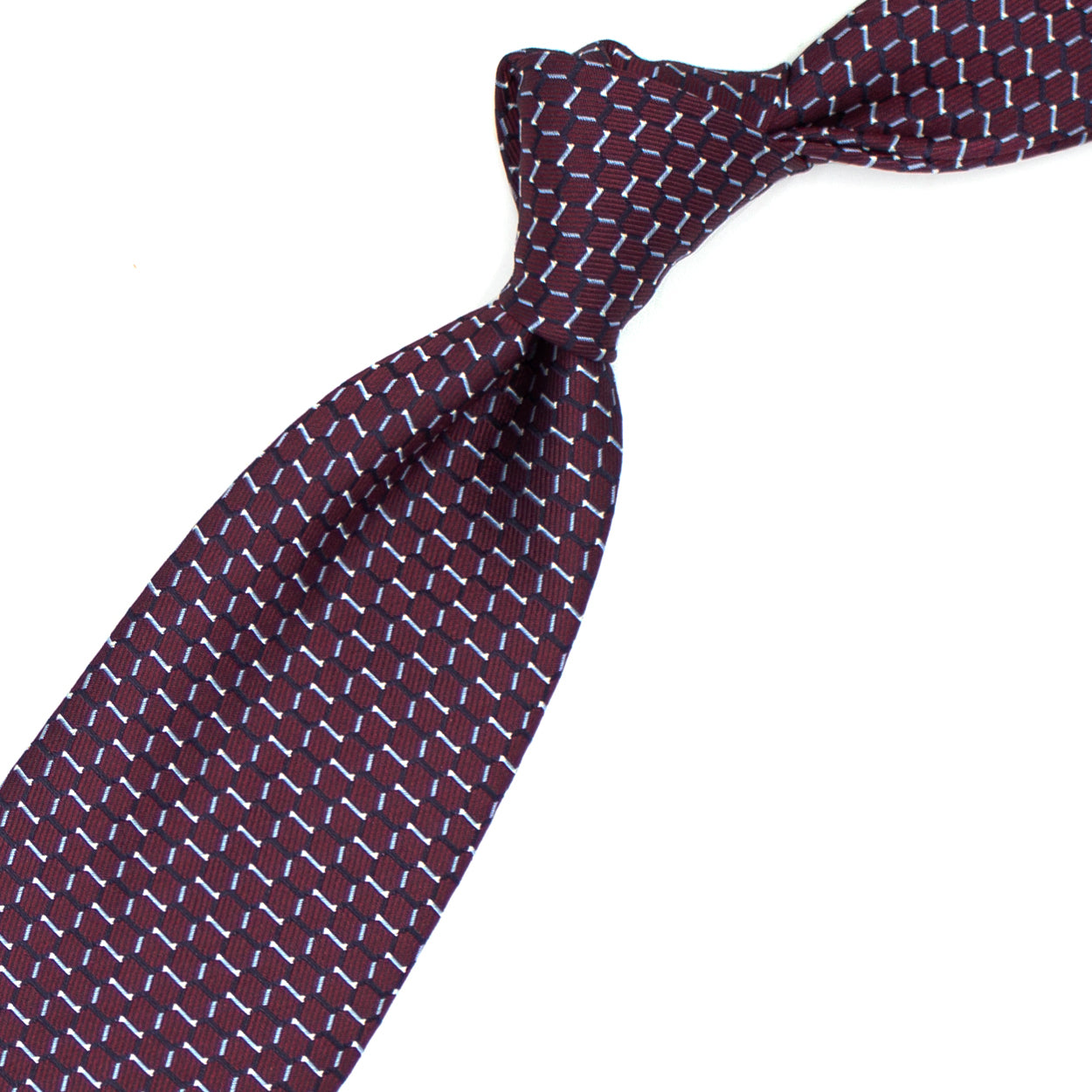 Cravatta bordeaux con pattern geometrico blu e bianco