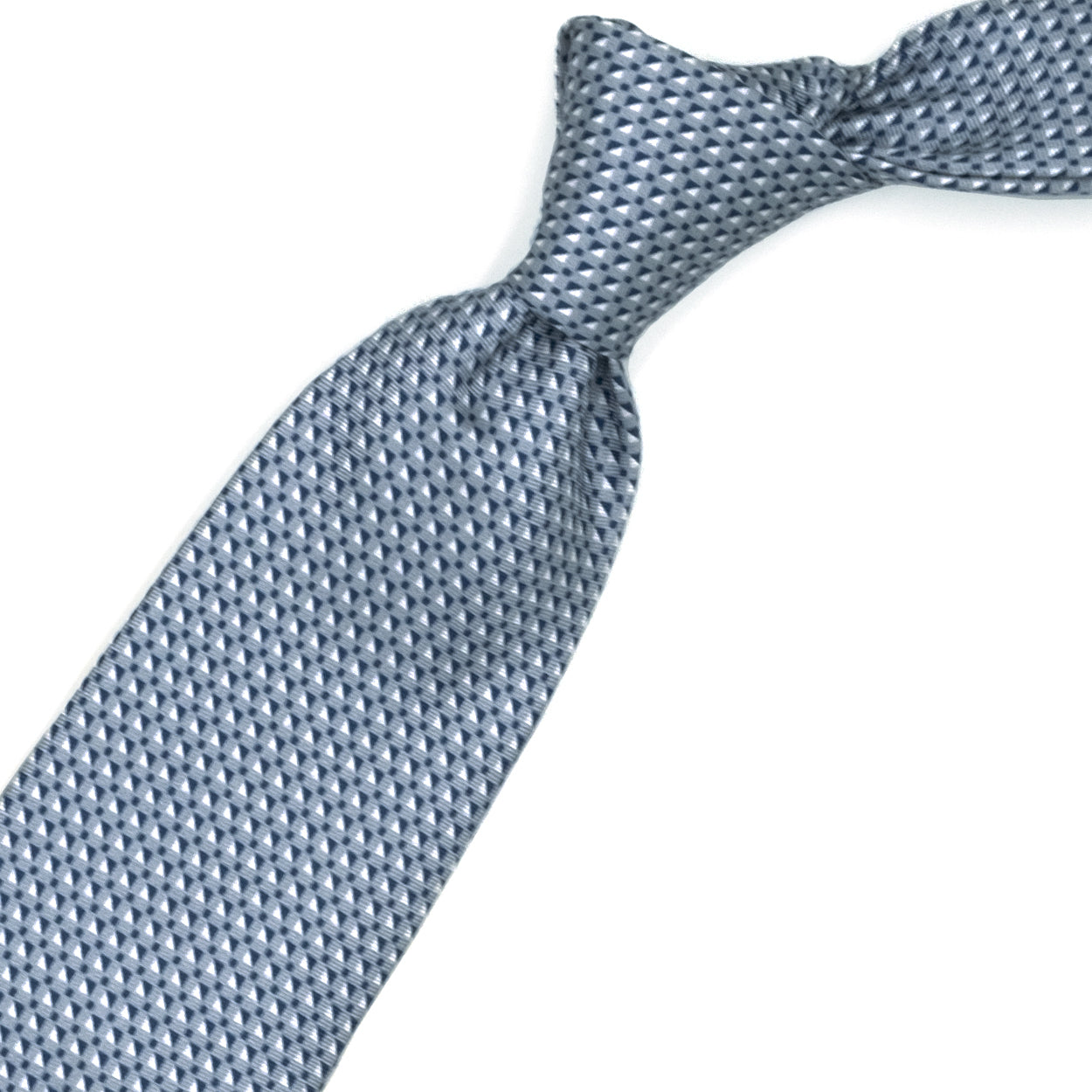 Cravatta grigia con pattern geometrico blu e bianco