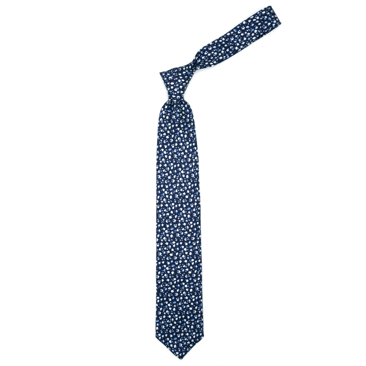 Cravatta blu con fiorellini bianchi