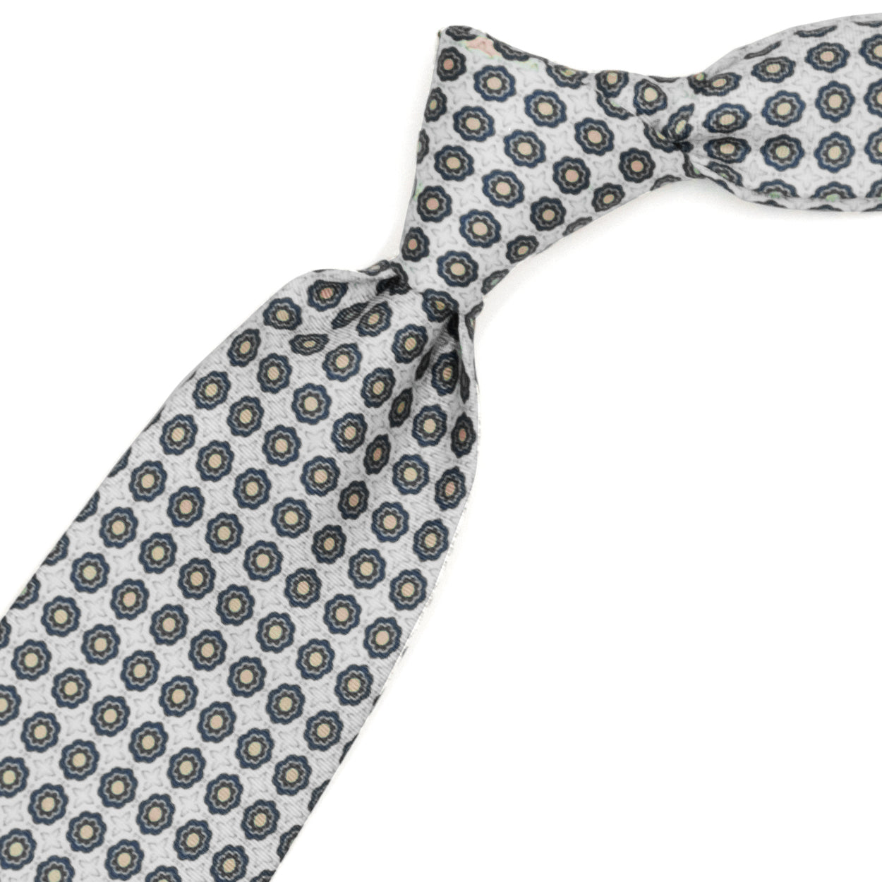Cravatta bianca con fiori marroni, beige e blu