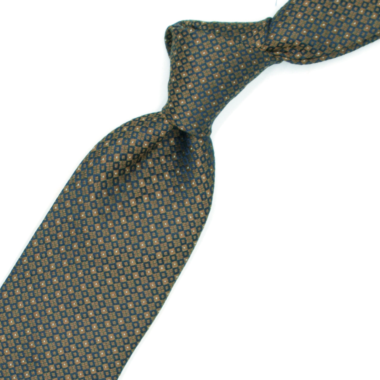 Cravatta marrone con quadratini blu e puntini bianchi