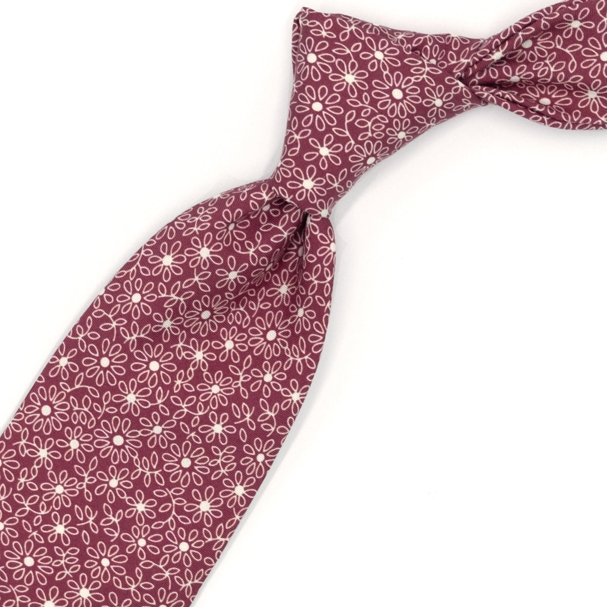 Cravatta rossa con fiori bianchi