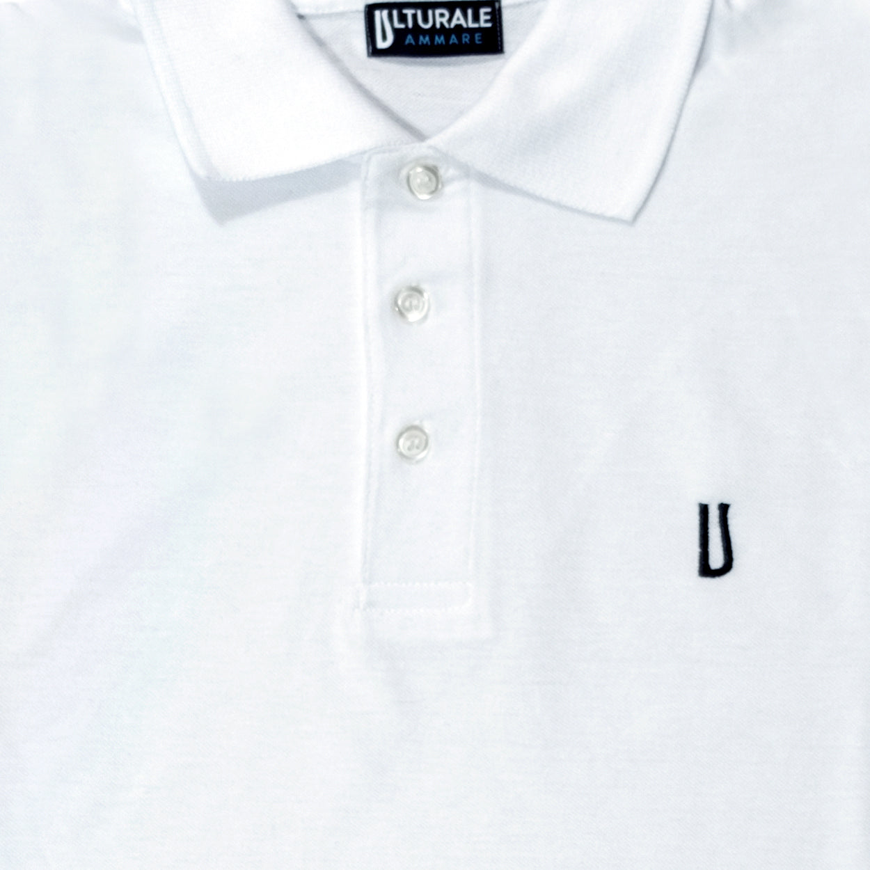 Polo bianca con logo Ulturale blu